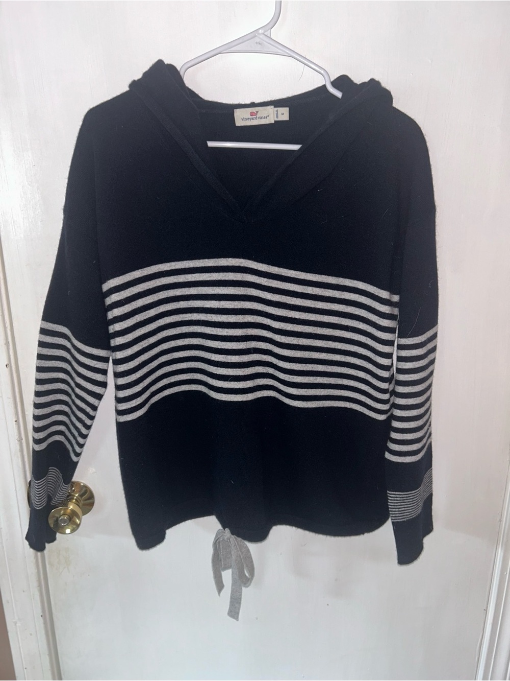 Vineyard Vines Cashmere Navy Pullover Hoodie with White Accent